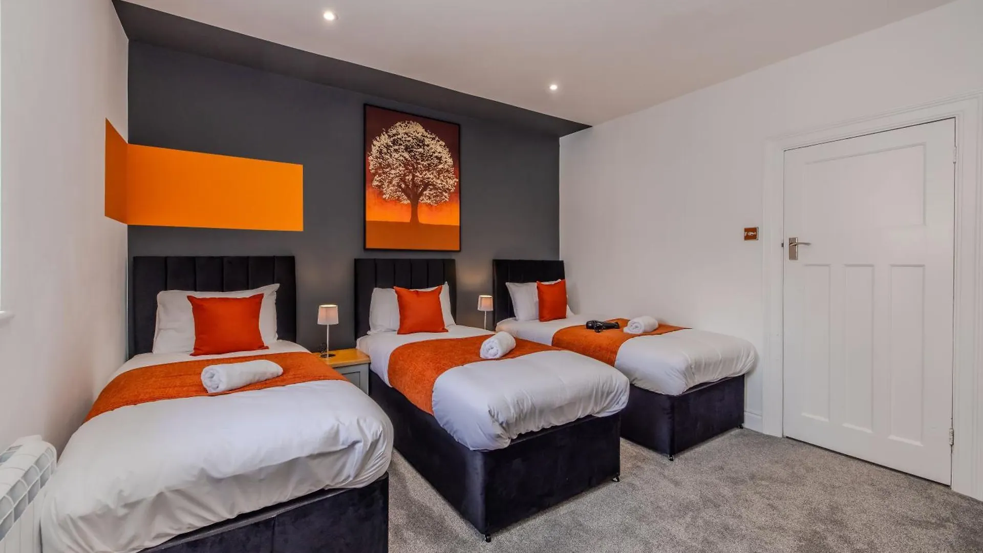 Stylish 3 Bedroom Apartment Next To Brighton Beach And Shopping Center 영국